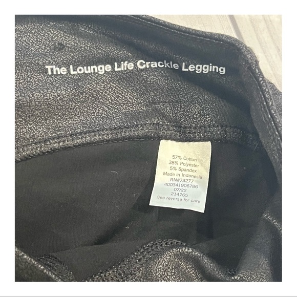 🩶 Crackle Legging || SO Goods for Life || Size Medium (Juniors) 🖤 - Picture 5 of 5